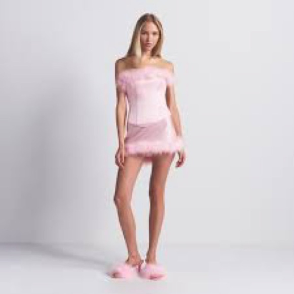 SKIMS Cherry Blossom Feather Trim set